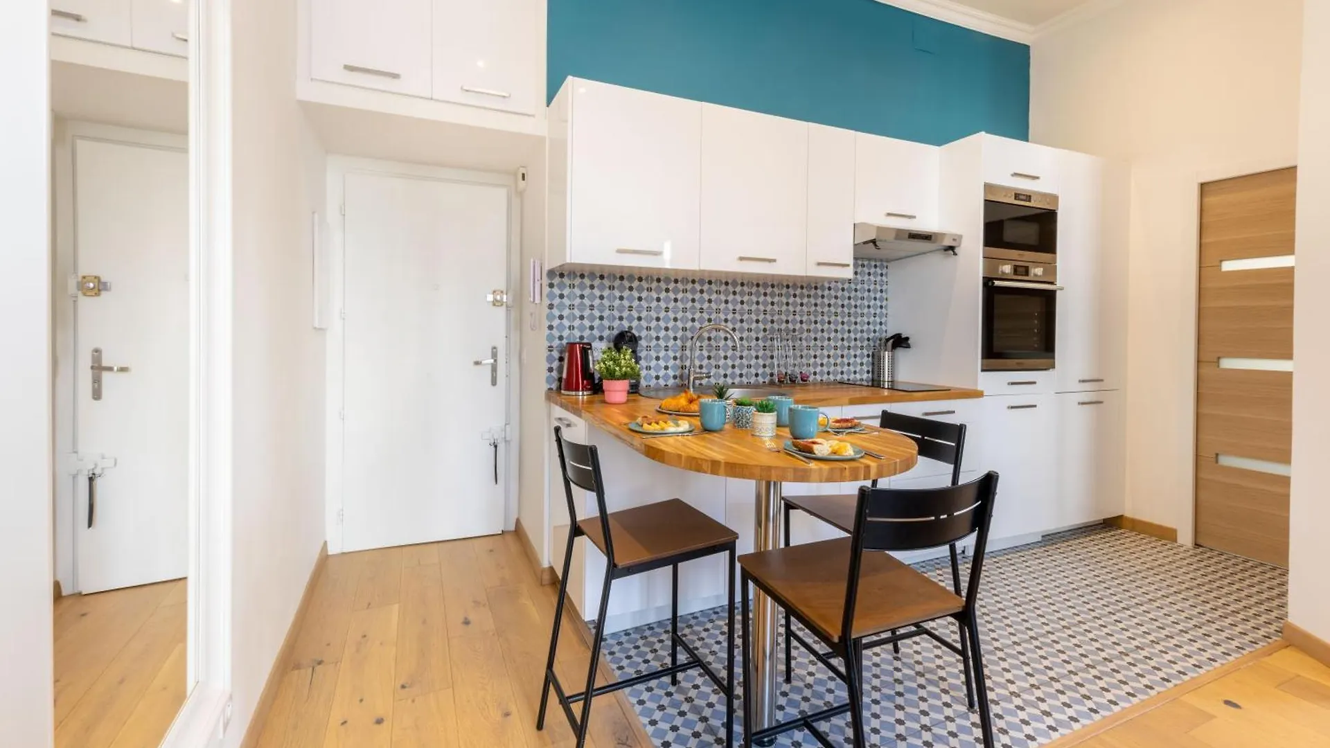 Le Carre D'Or - A 2 Min A Pied Du Centre-Ville Nice Apartment