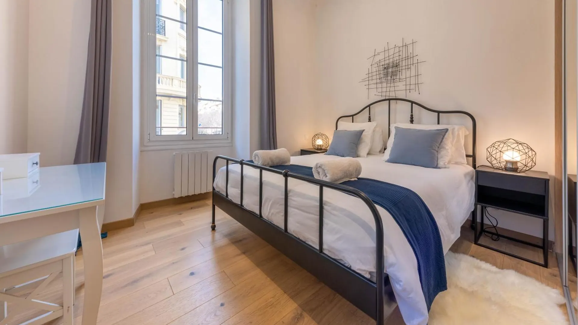 Apartment Le Carre D'Or - A 2 Min A Pied Du Centre-Ville Nice