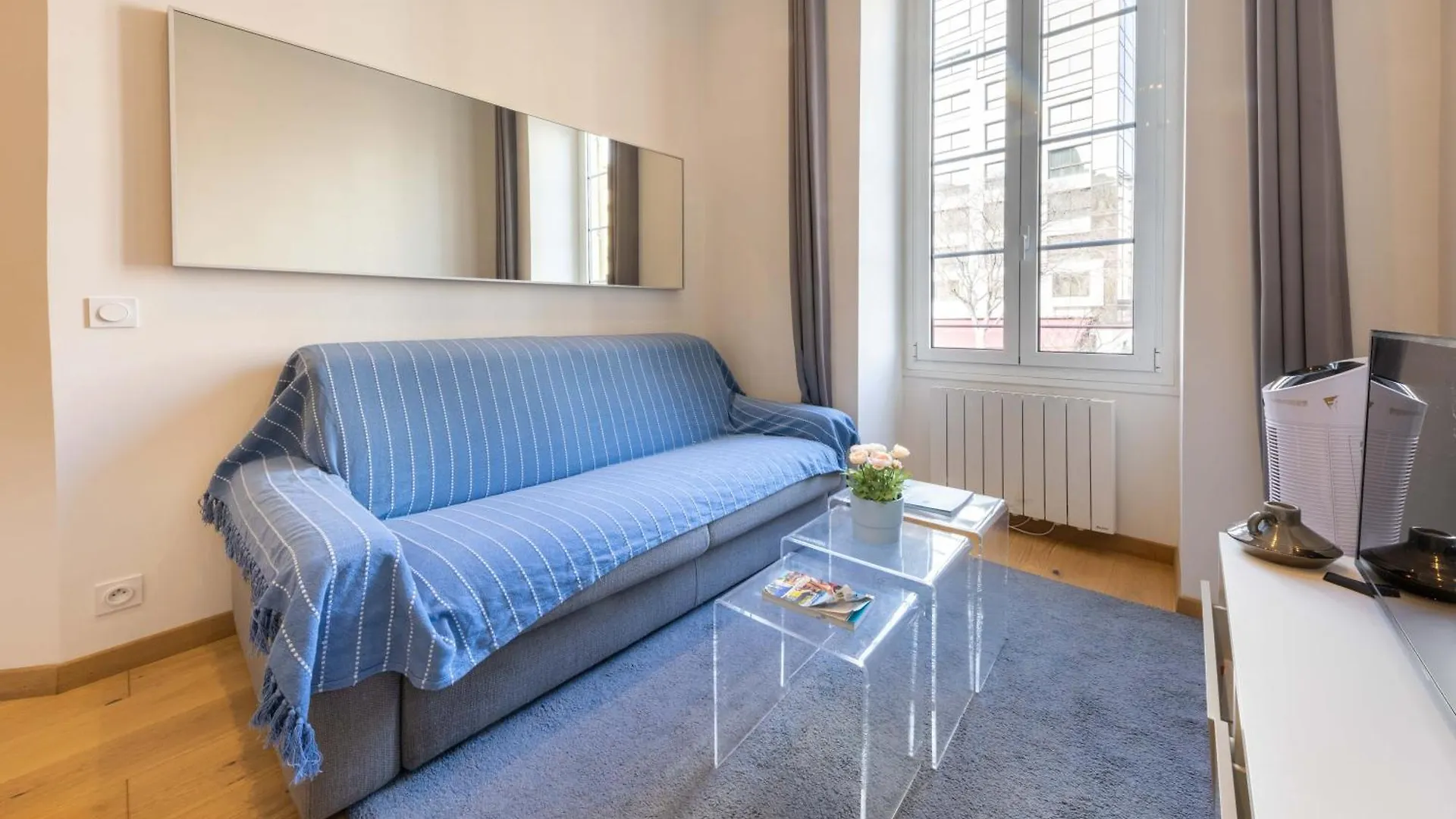 Le Carre D'Or - A 2 Min A Pied Du Centre-Ville Nice